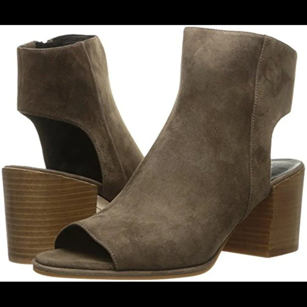 Kenneth Cole Charlo Taupe Suede Peep Toe Side Zip Ankle Booties Size 8.5